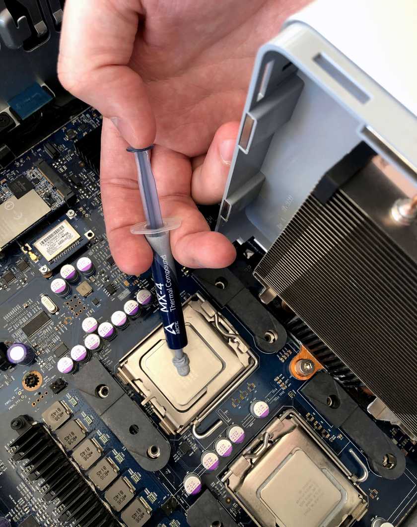 Finally able to apply new thermal paste